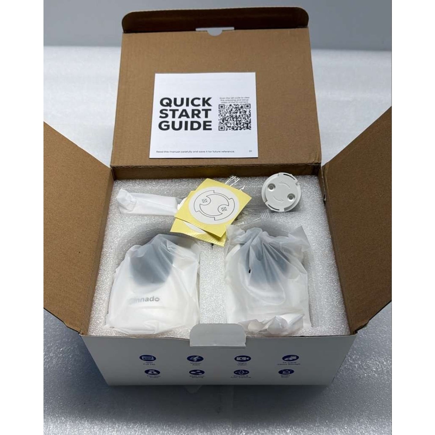 Cinnado D1 2K Indoor Security Camera( 2 Cameras)