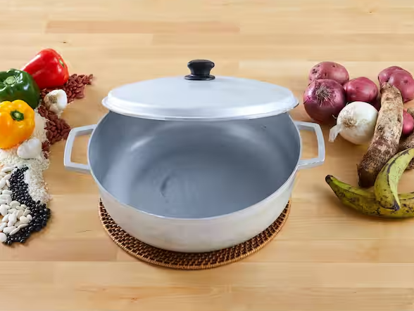 17.9 qt. Cast Aluminum Caldero with Natural Finish