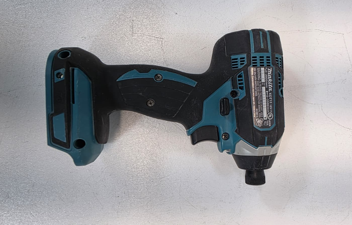 Makita 18V LXT Lithium-Ion 1/4 in. Cordless Variable Speed Impact Driver (Tool-Only
