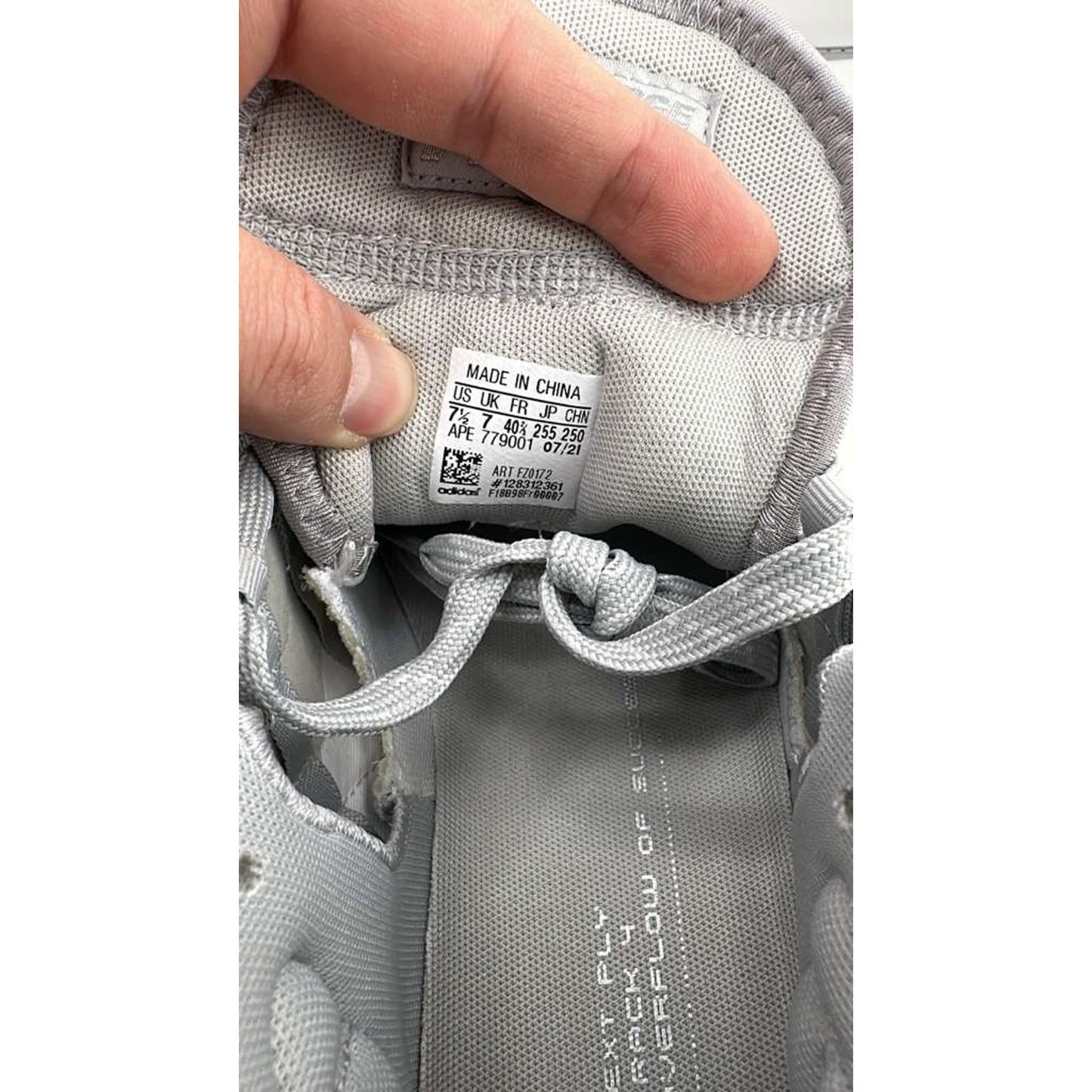 Adidas Dame 7 EXTPLY Unisex Sneakers (FZ017) Size Men 7.5 / Women 8.5