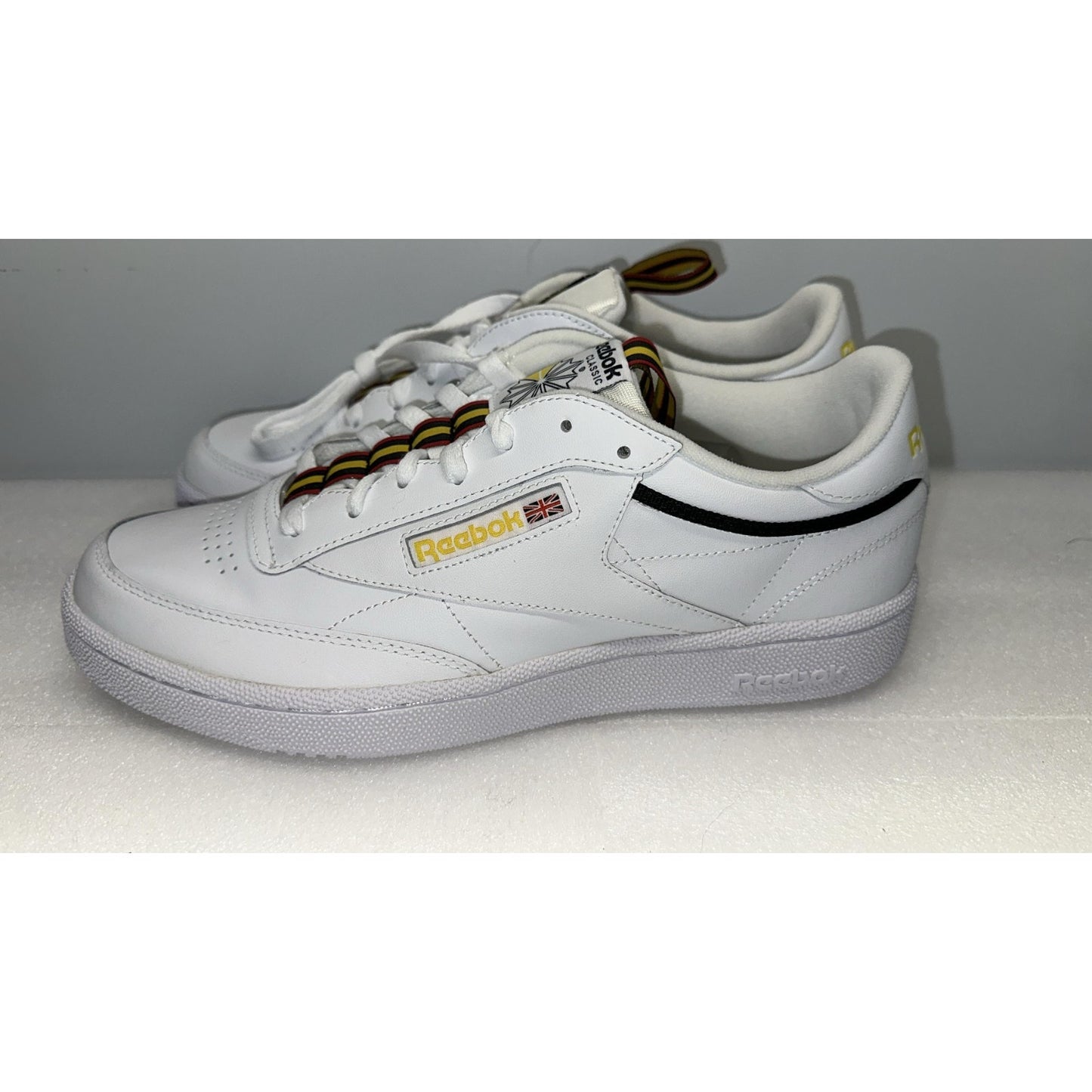 Reebok Club C 85 MU Sneaker in White with Collegiate Gold/Red EG5248 Size 11.5