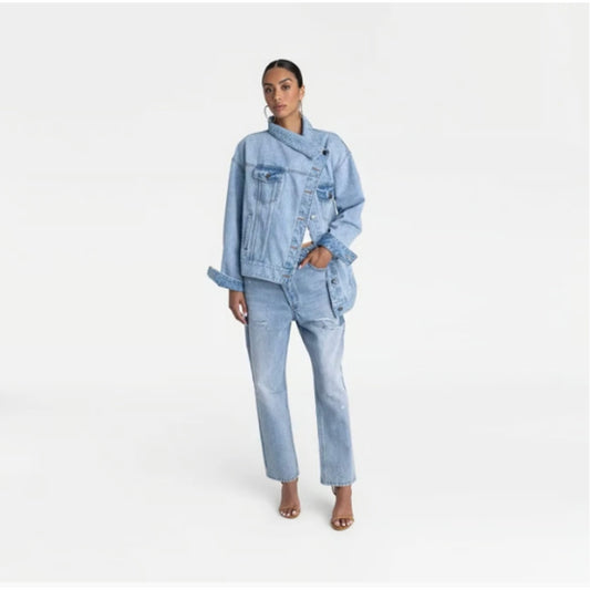 KBB by KAHLANA Women's 'The Denim Jacket' - Light Wash Jean Jacket - SIZE M