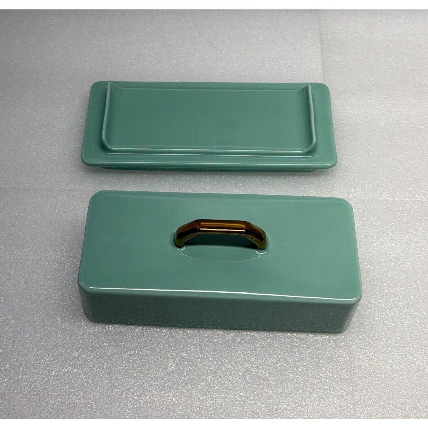Elegant Sweeze mint green Butter Dish w/ Gold Handle .