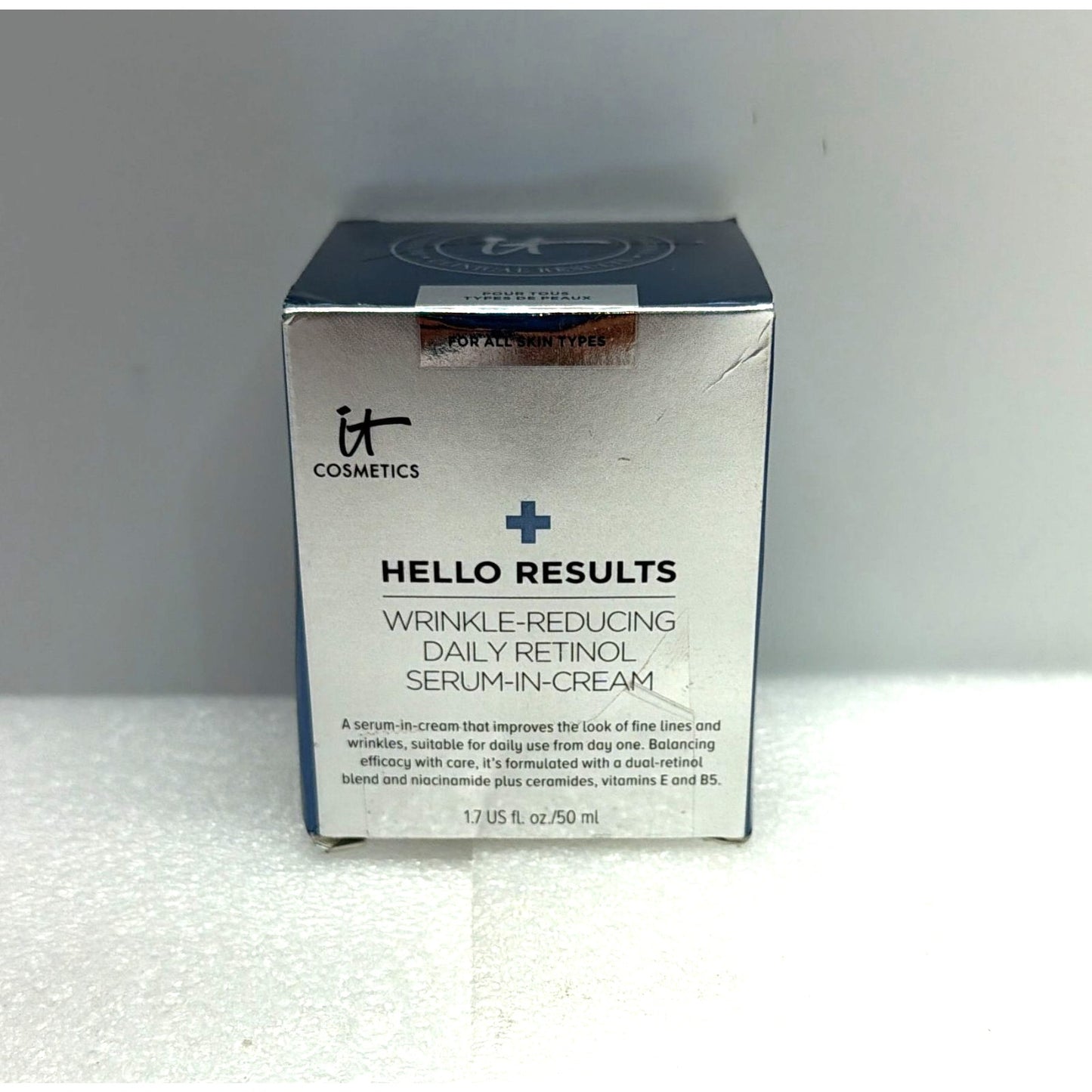 It Cosmetics Hello Results Wrinkle Reducing Daily Retinol Serum-in-Cream 1.7 oz