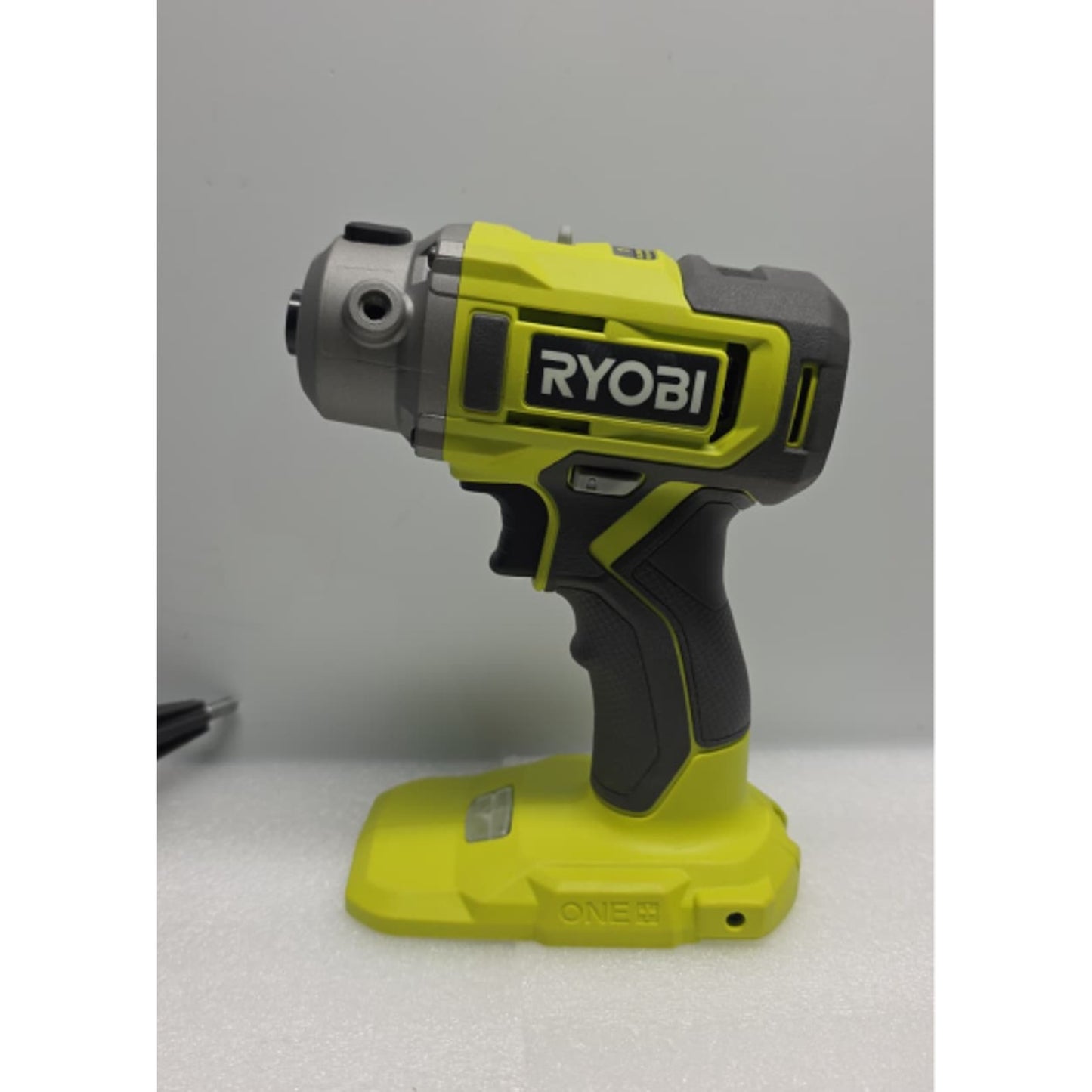 ONE+ PBF102B 18V Cordless 3 in. Variable Speed Detail Polisher/Sander Kit