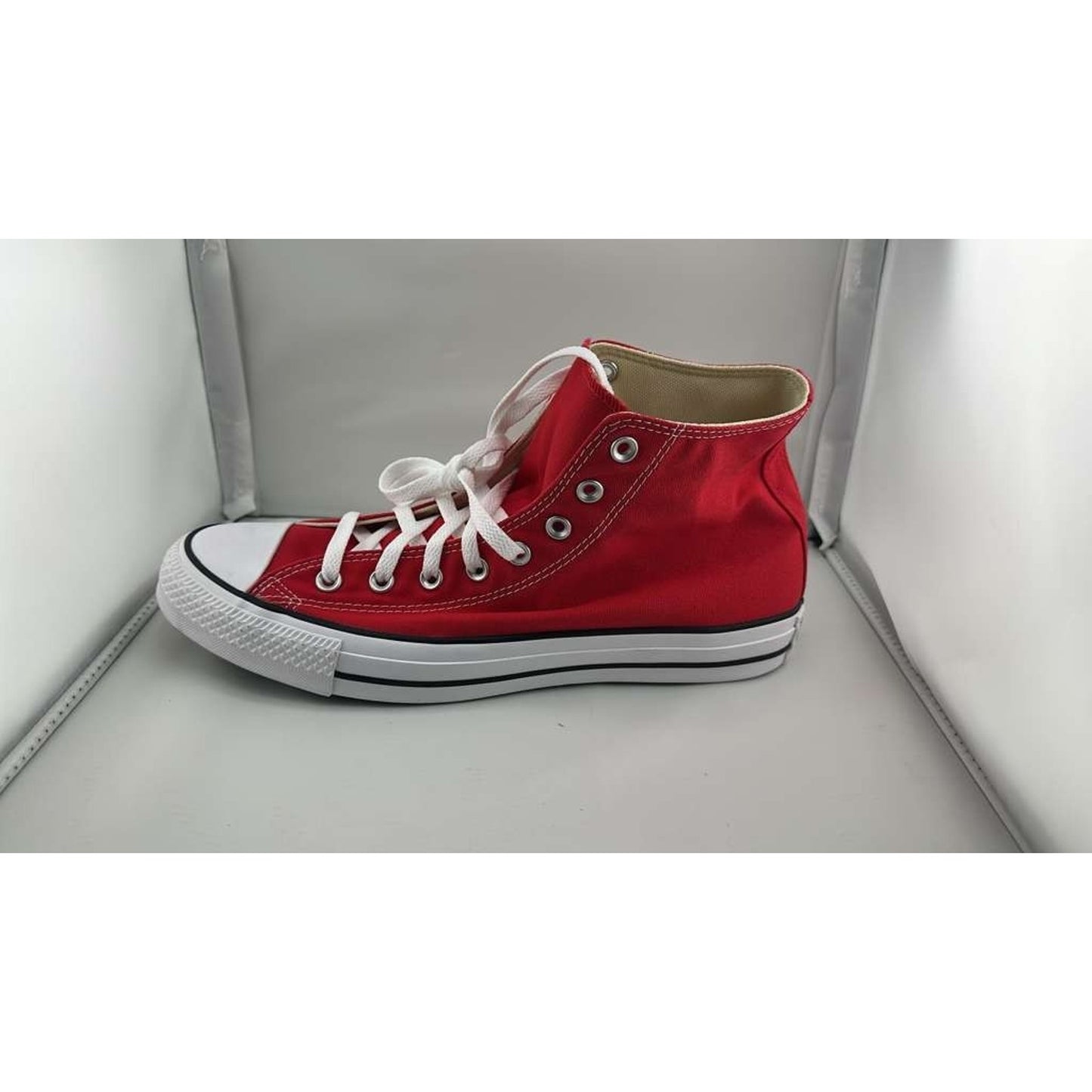 CONVERSE Chuck Taylor ALL STAR HIGH TOP Unisex Sneaker in Red (M9621) Size 11.5
