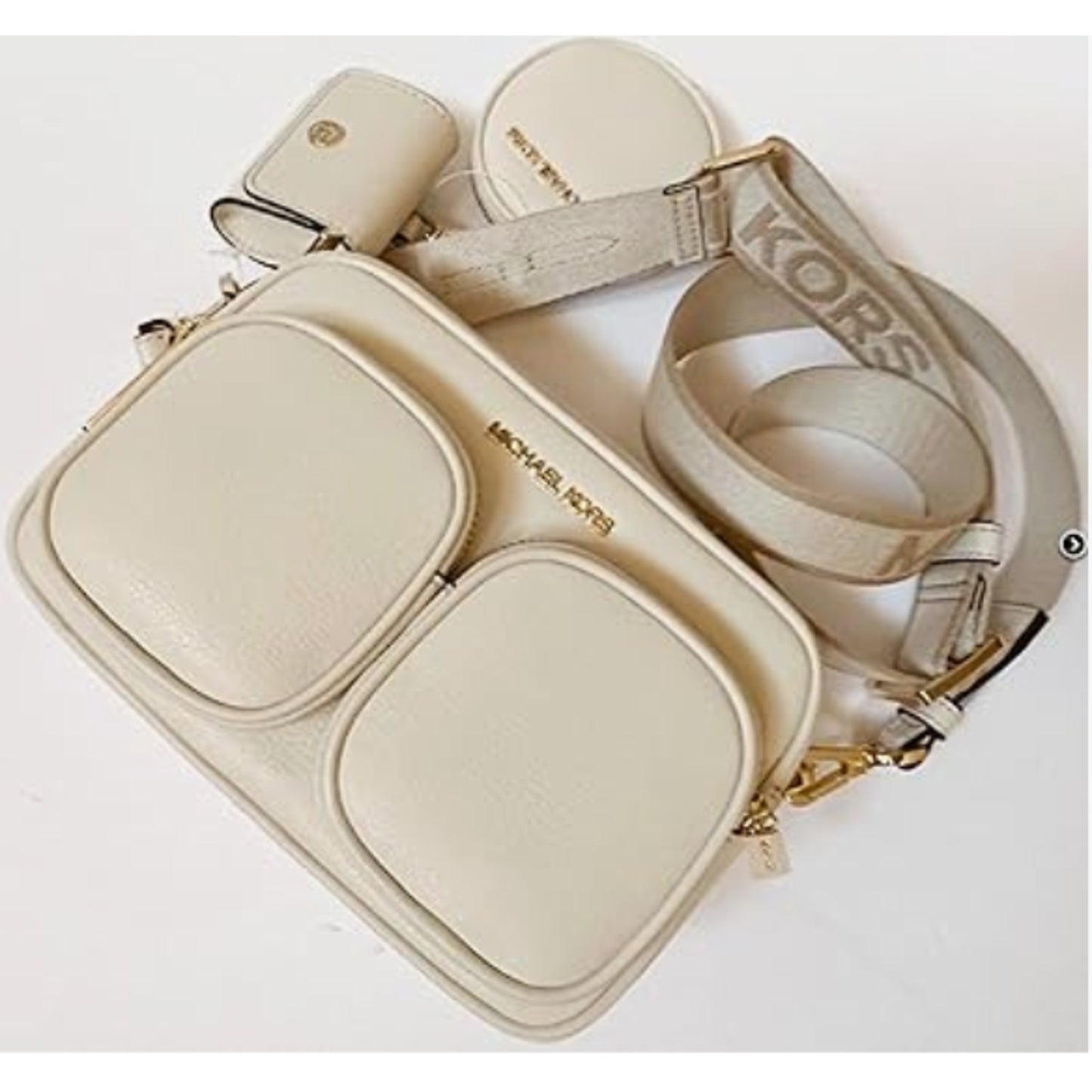 Michael Kors Jet Set Medium Crossbody Leather Bag Tech Attached (Lt Cream)