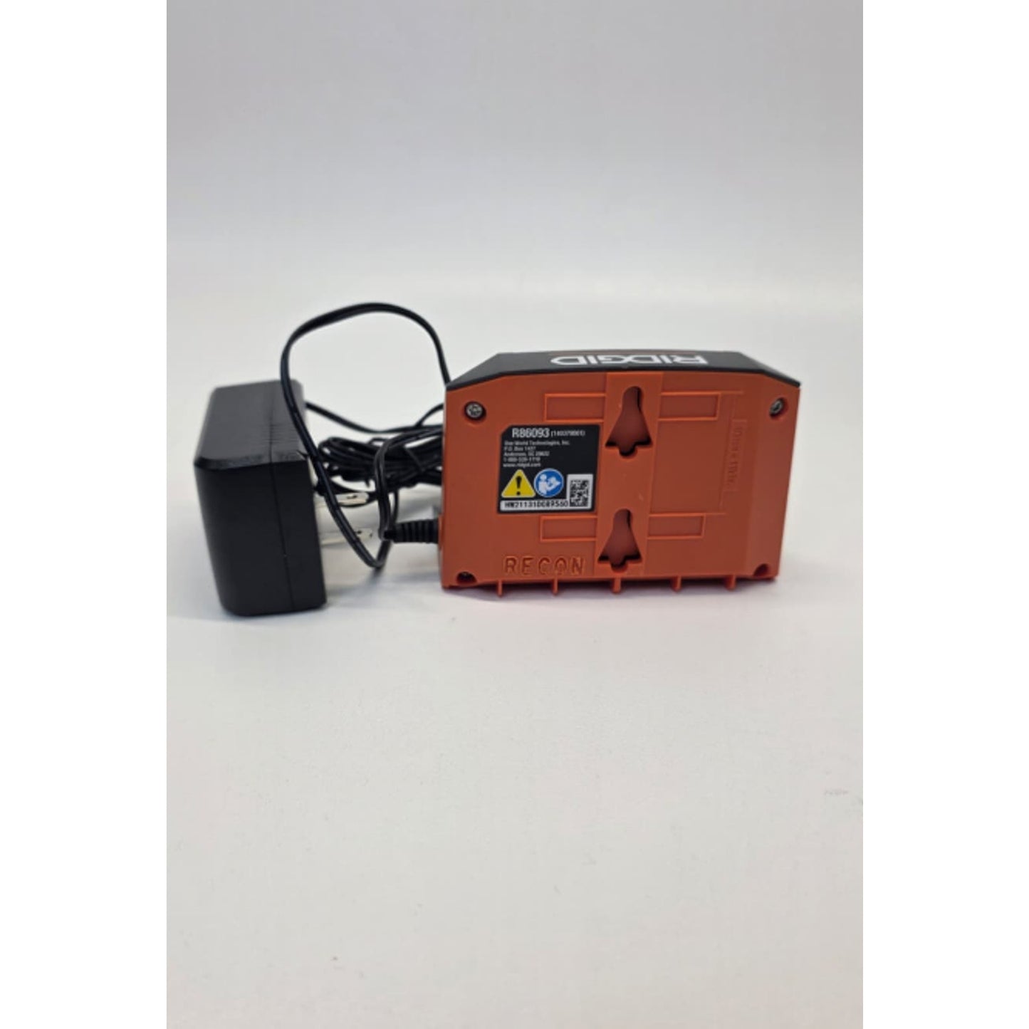 RIDGID 18V 2.0 Ah Lithium-Ion Battery + Charger Starter Kit AC9302
