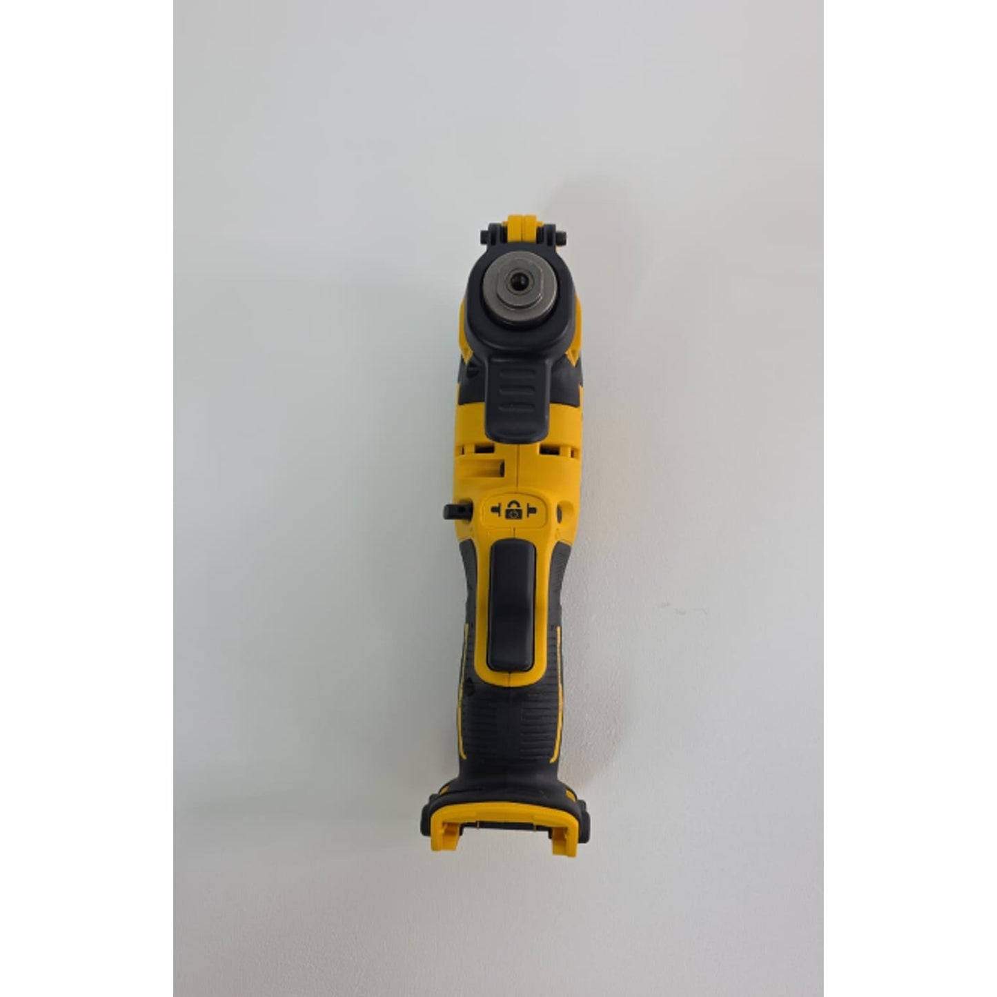 DEWALT ATOMIC 20V MAX Cordless Brushless Oscillating Multi Tool (Tool Only)