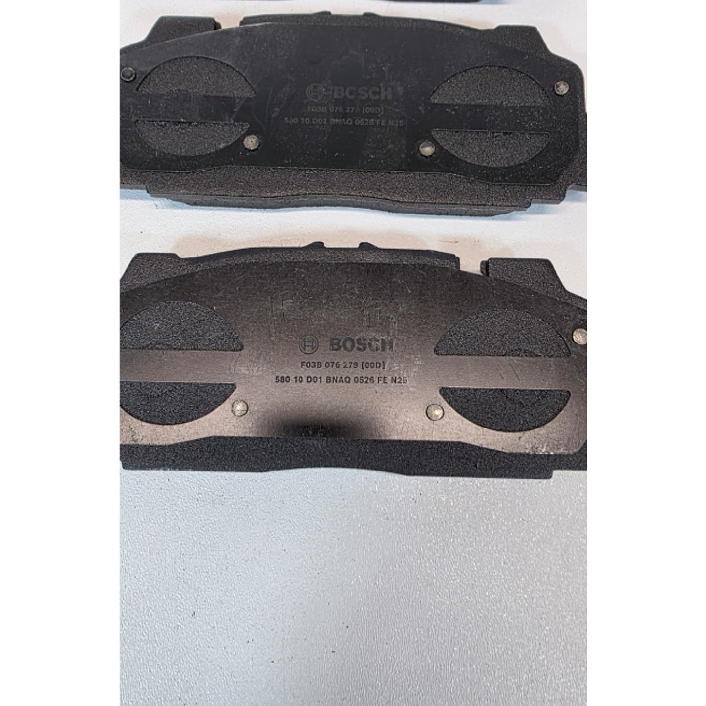 Disc Brake Pad Set-QuietCast Semi-Metallic Brake Pads with Hardware Bosch BP1894