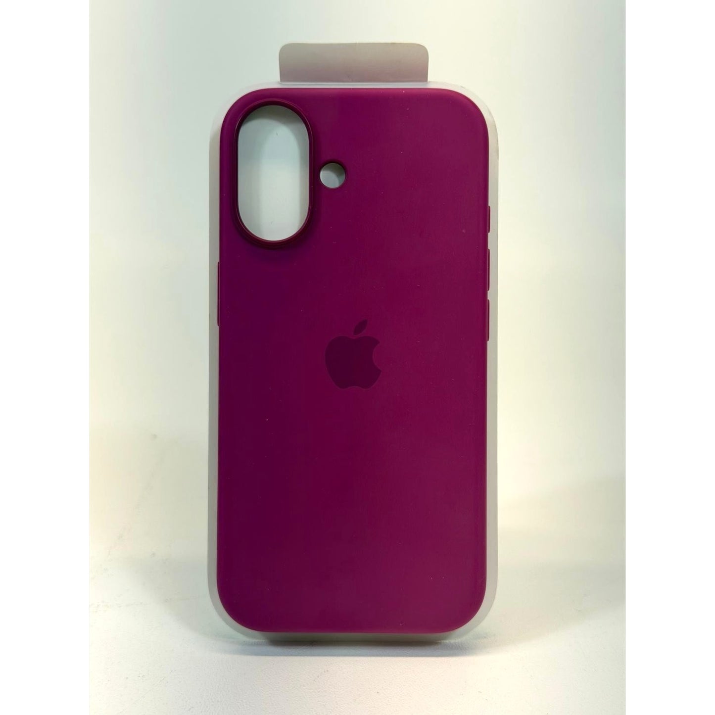 Apple iPhone 16 Silicone Case with MagSafe and Camera Control Fuchsia