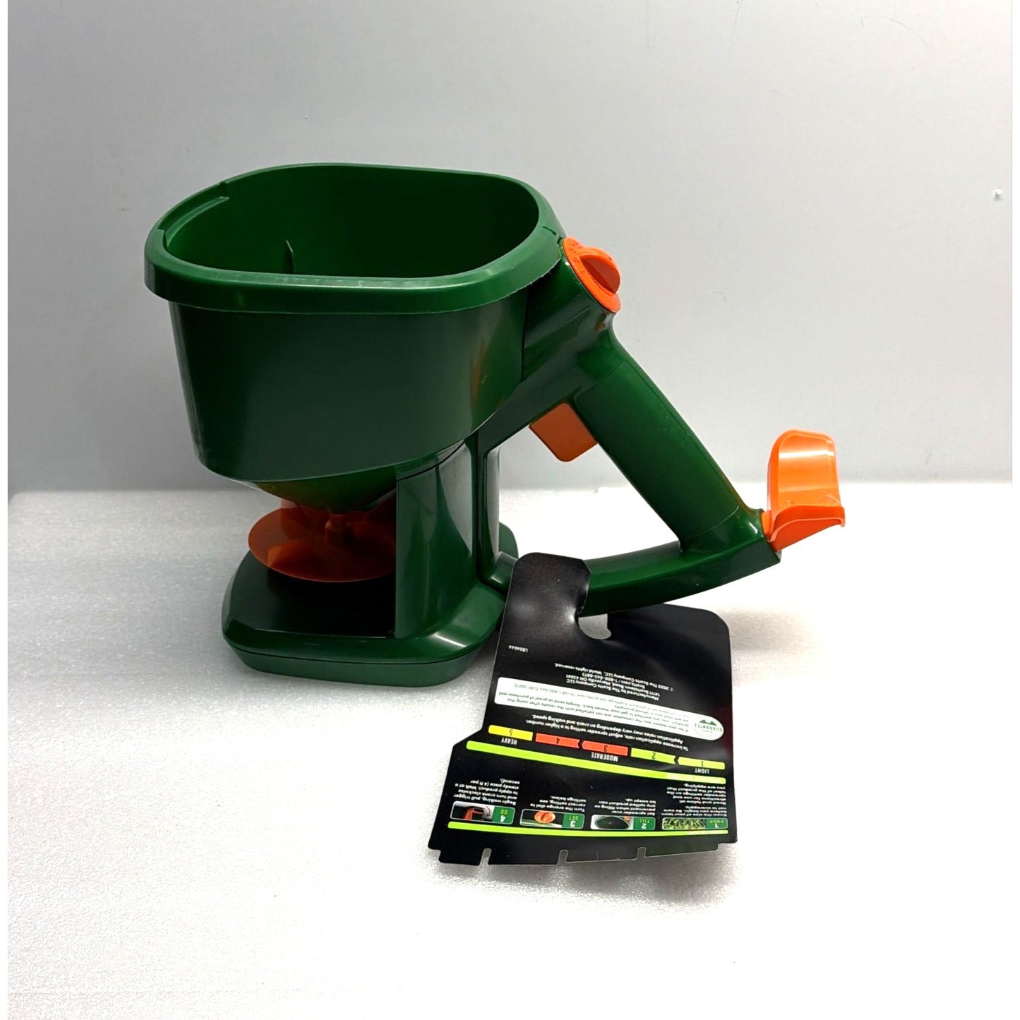 Hand-Powered Spreader for Grass Seed, Fertilizer, Salt, Ice Melt, Handheld