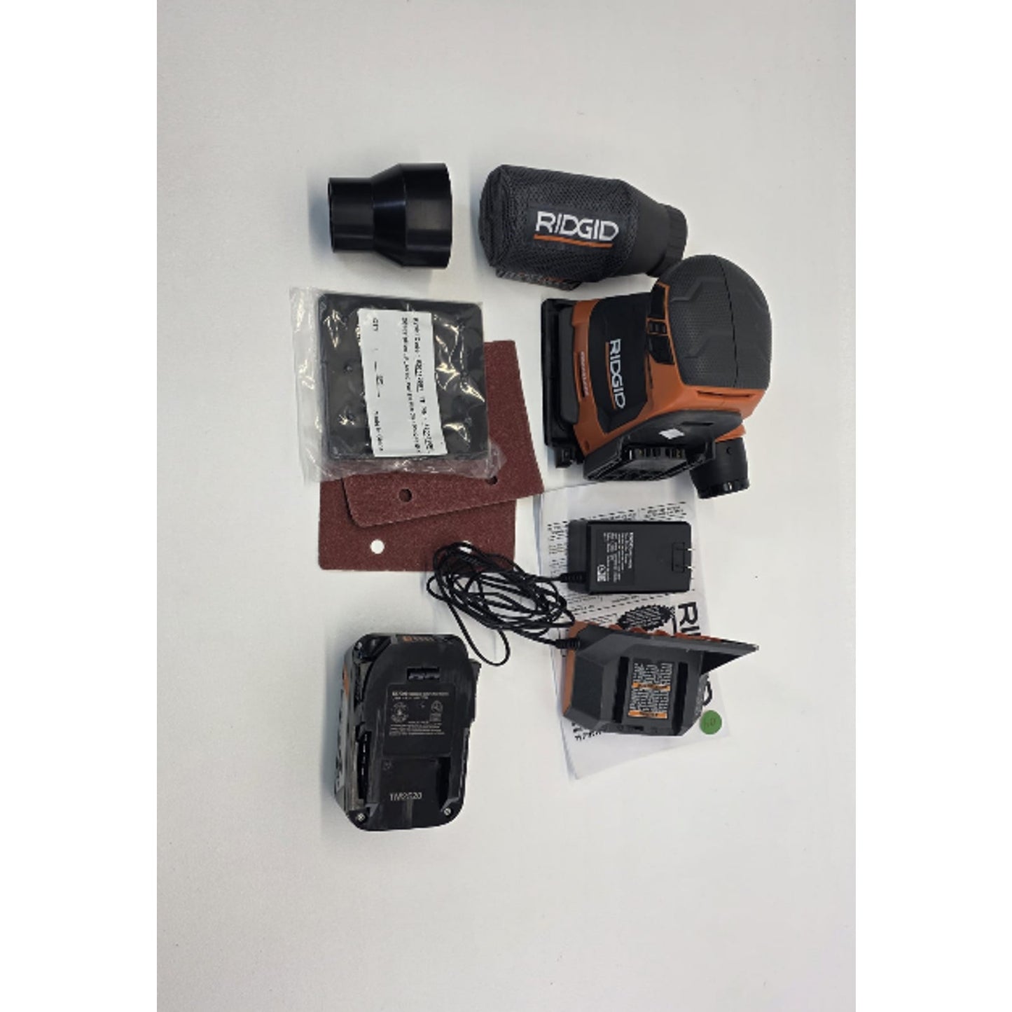 RIDGID OCTANE Cordless Brushless 3-Speed Sander Kit With Battery & Charger