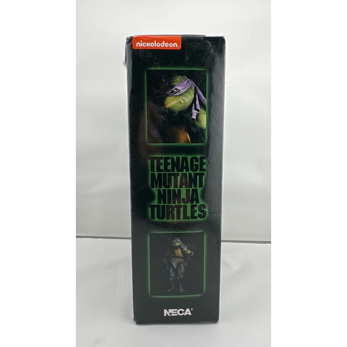 NECA 90s Teenage Mutant Ninja Turtles Leonardo Figure GameStop 2018 Nickelodeon