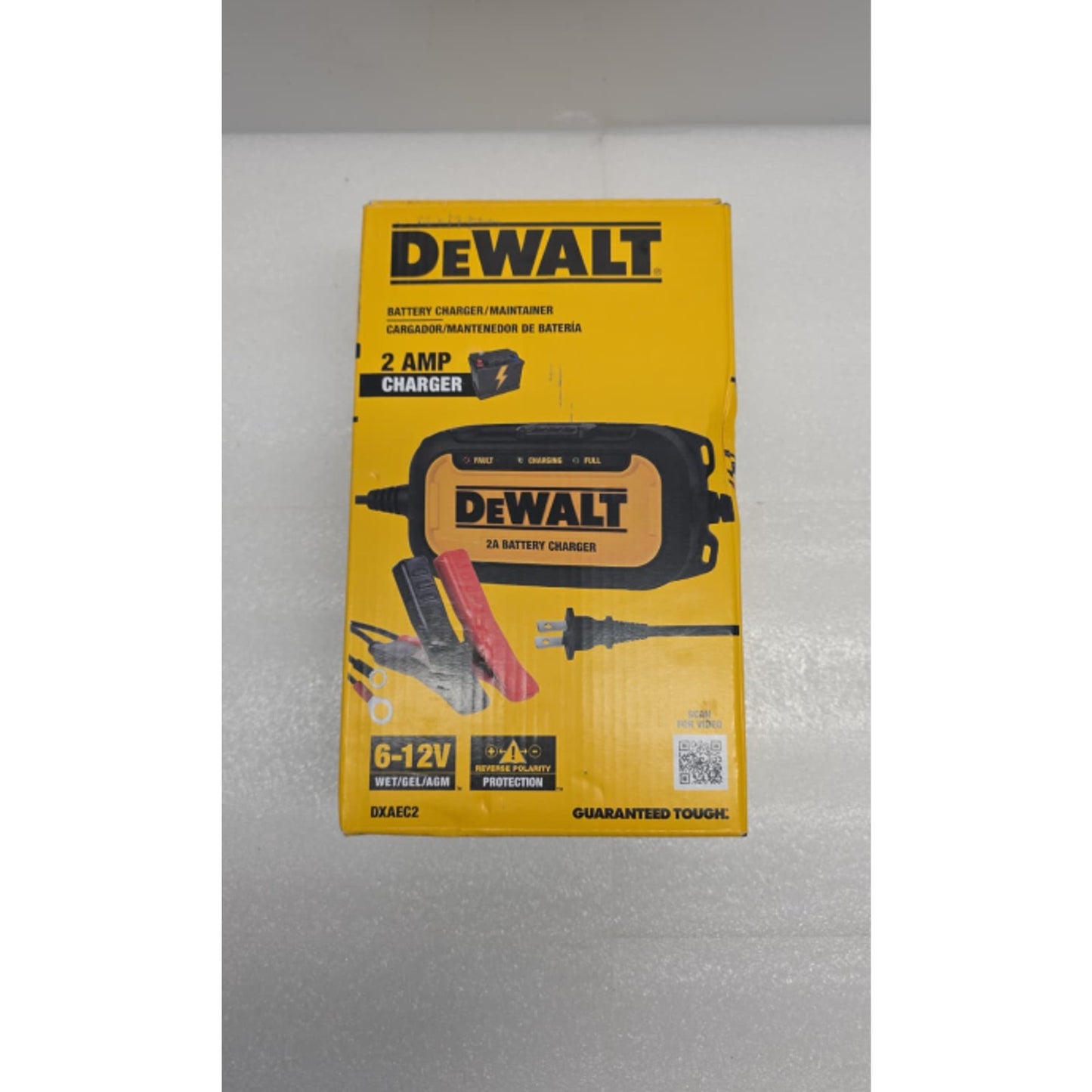 NEW DeWalt DXAEC2 Professional 6-12 V Battery Charger w/ Clamps, Ring Terminals