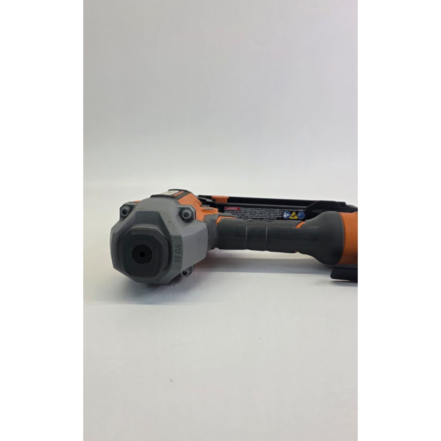 RIDGID R250SFF 16-Gauge 2-1/2 in. Straight Finish Nailer