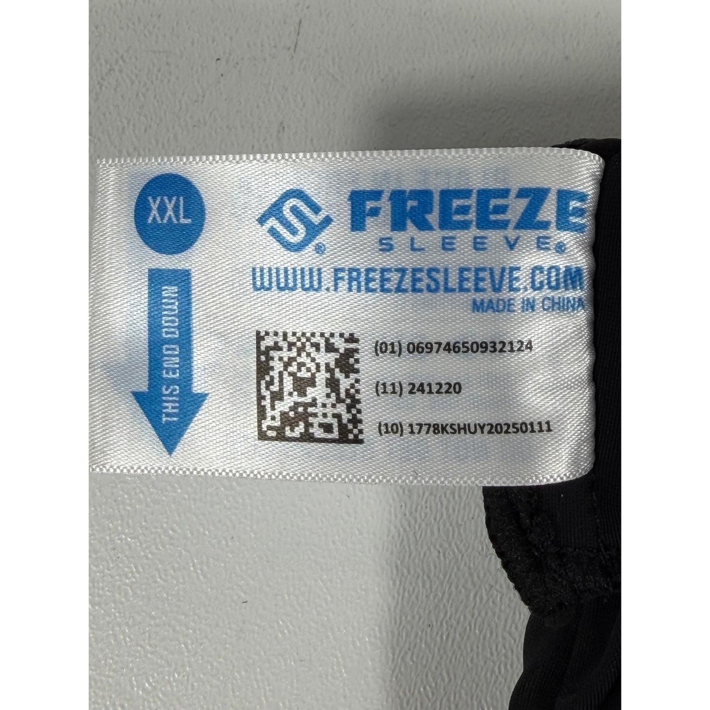 Freezesleeve Therapy Sleeve-Reusable, Flexible Gel Hot/Cold Pack, 360 Coverage