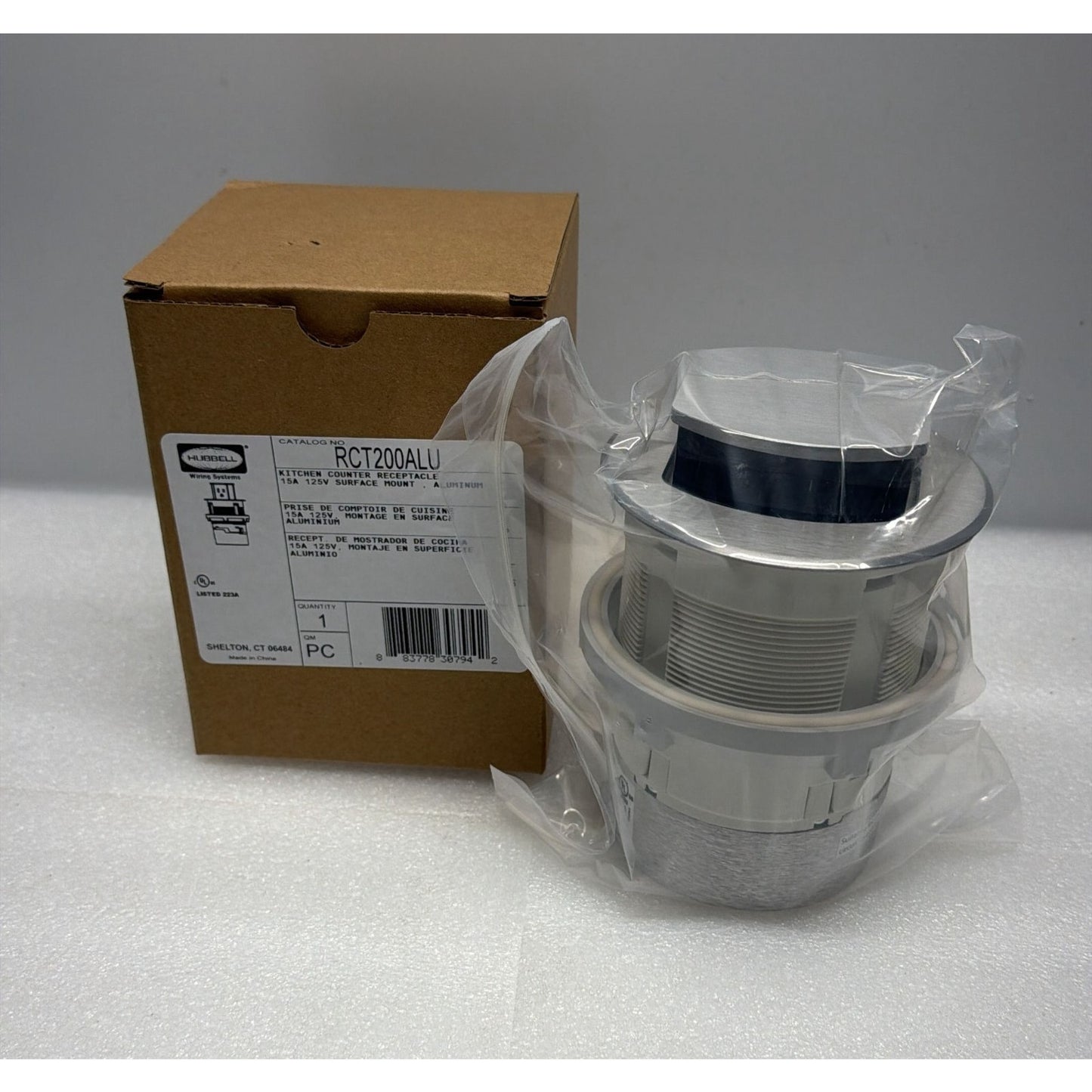 Hubbell RCT220ALU Tamper Resistant Surface Mount Kitchen Receptacle 15A -125V