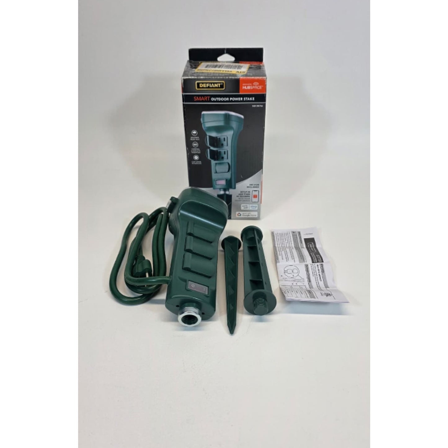 Defiant Smart Outdoor 4 ft. 6-Outlet Power Stake Timer Powered by Hubspace