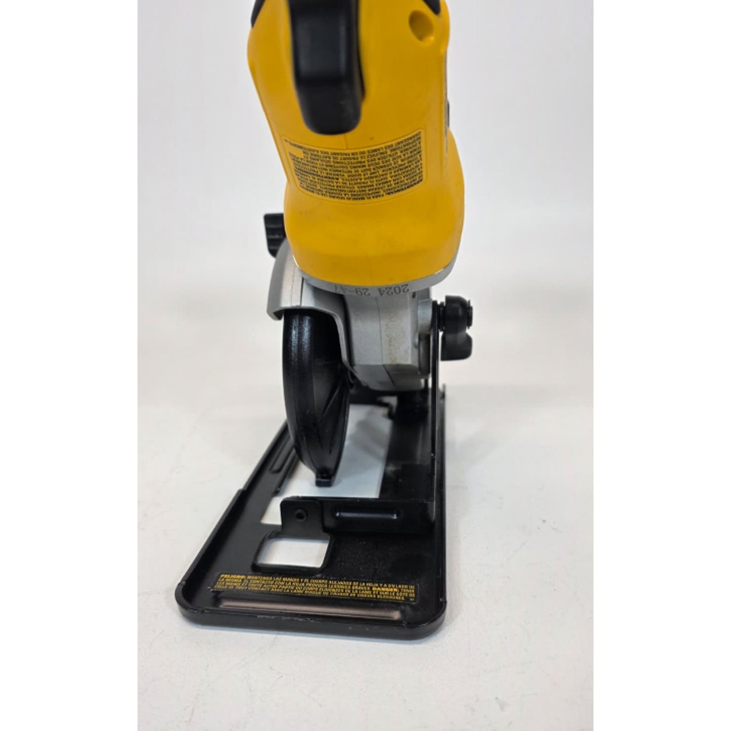 DeWALT DCS571 20V MAX 4-1/2" Brushless Circular Saw Bare Tool