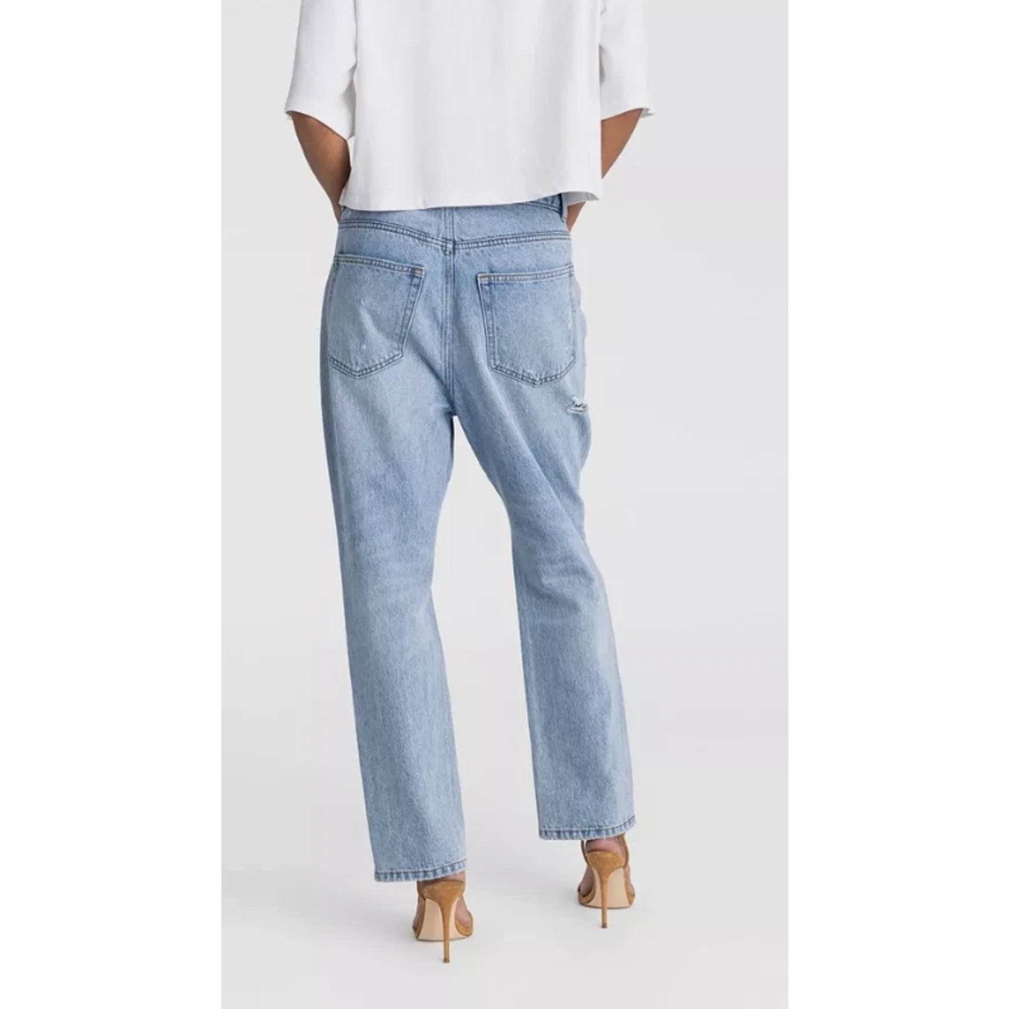 KBB by KAHLANA Women's Mid-Rise Tapered Leg 'The Dylan Jean' - Light Wash 14