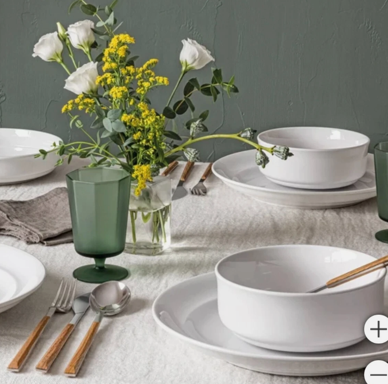 over&back, 12-piece Rimmed Glossy Porcelain Dinnerware Set | White