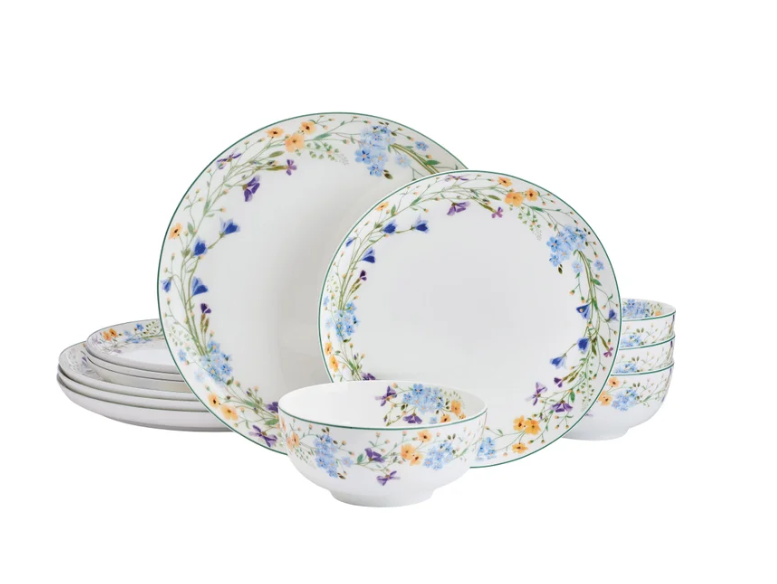 Mikasa Quinn 12-piece Bone China Dinnerware Set