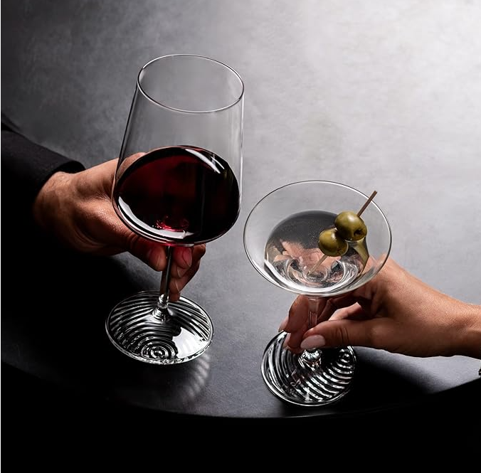 Zwiesel Glas Allround Echo Set of 4 Modern Wine Glasses with Special Base Plate