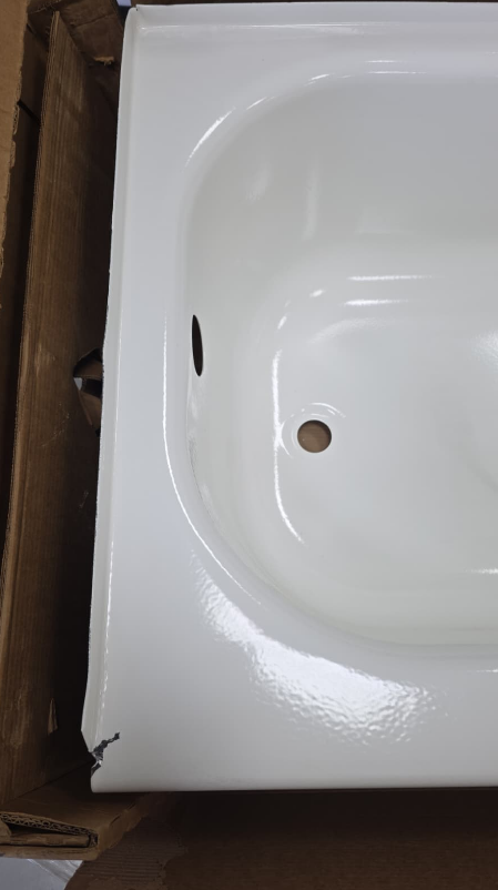 Maui 60 in. x 30 in. Alcove Soaking Bathtub with Left Drain in White