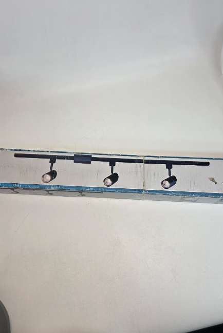 PATRIOT LIGHTING 46" Step Light 3-Light Black Track Lighting Set
