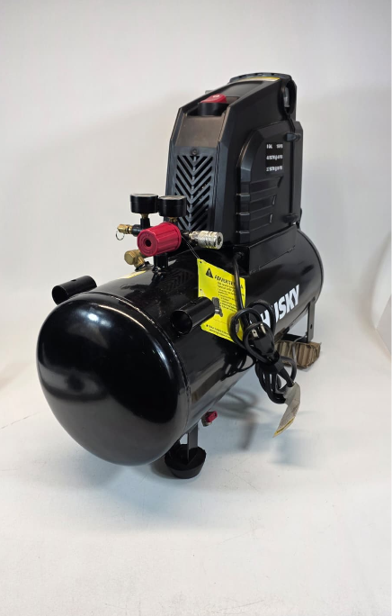 Husky 8 Gal. 150 PSI Portable Electric Oil-Free Horizontal Hotdog Air Compressor with Rubber Wheels and 1-Quick Coupler USED