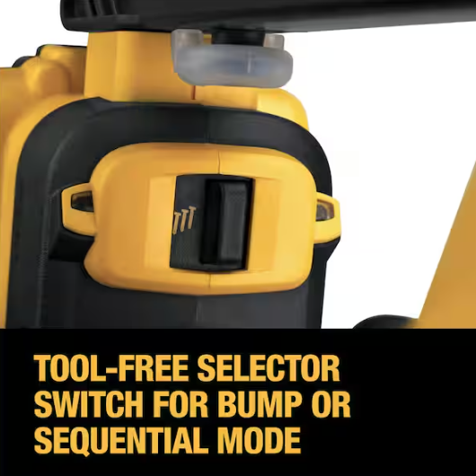 DEWALT 20V MAX XR 16-Gauge Electric Cordless Angled Finishing Nailer Kit