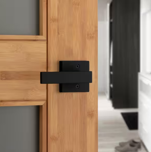 Kwikset Singapore Square Matte Black Bed/Bath Door Handle with Microban and Lock