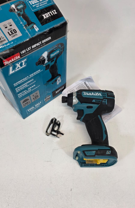 Makita 18V LXT Lithium-Ion 1/4 in. Cordless Variable Speed Impact Driver (Tool-Only