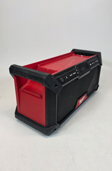 Milwaukee M18 18V Lithium-Ion Cordless Jobsite Radio