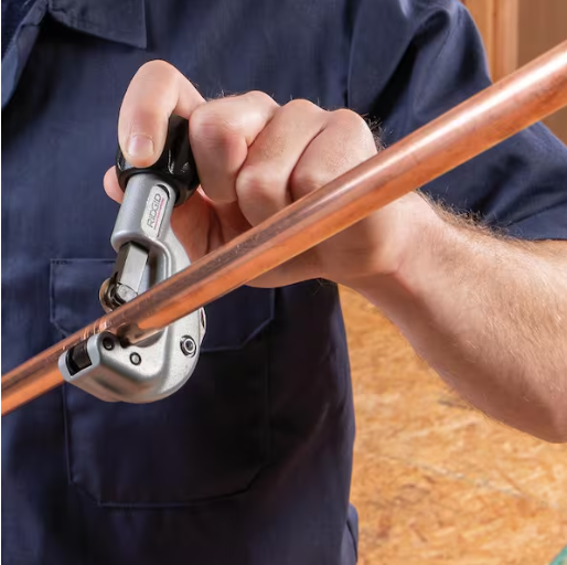 RIDGID 1/8 in. to 1-1/8 in.150 Constant Swing Copper Pipe & Stainless Steel Tubing Cutter w Easy Change Wheel Pin + Spare Wheel