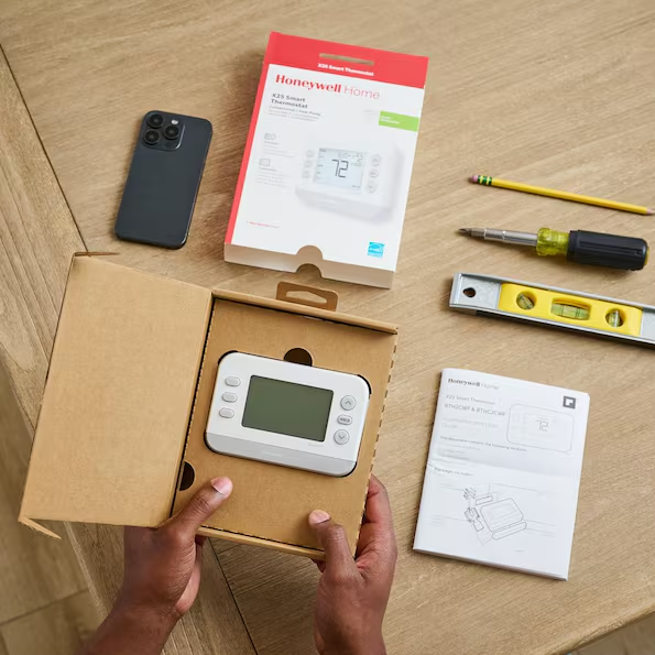 Honeywell Home X2S Smart Thermostat, Conventional/Heat Pump, Wi-Fi Thermostat