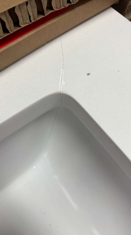 Autumn 24 in. Single Sink White Bath Vanity with White Engineered Stone Top (Assembled)