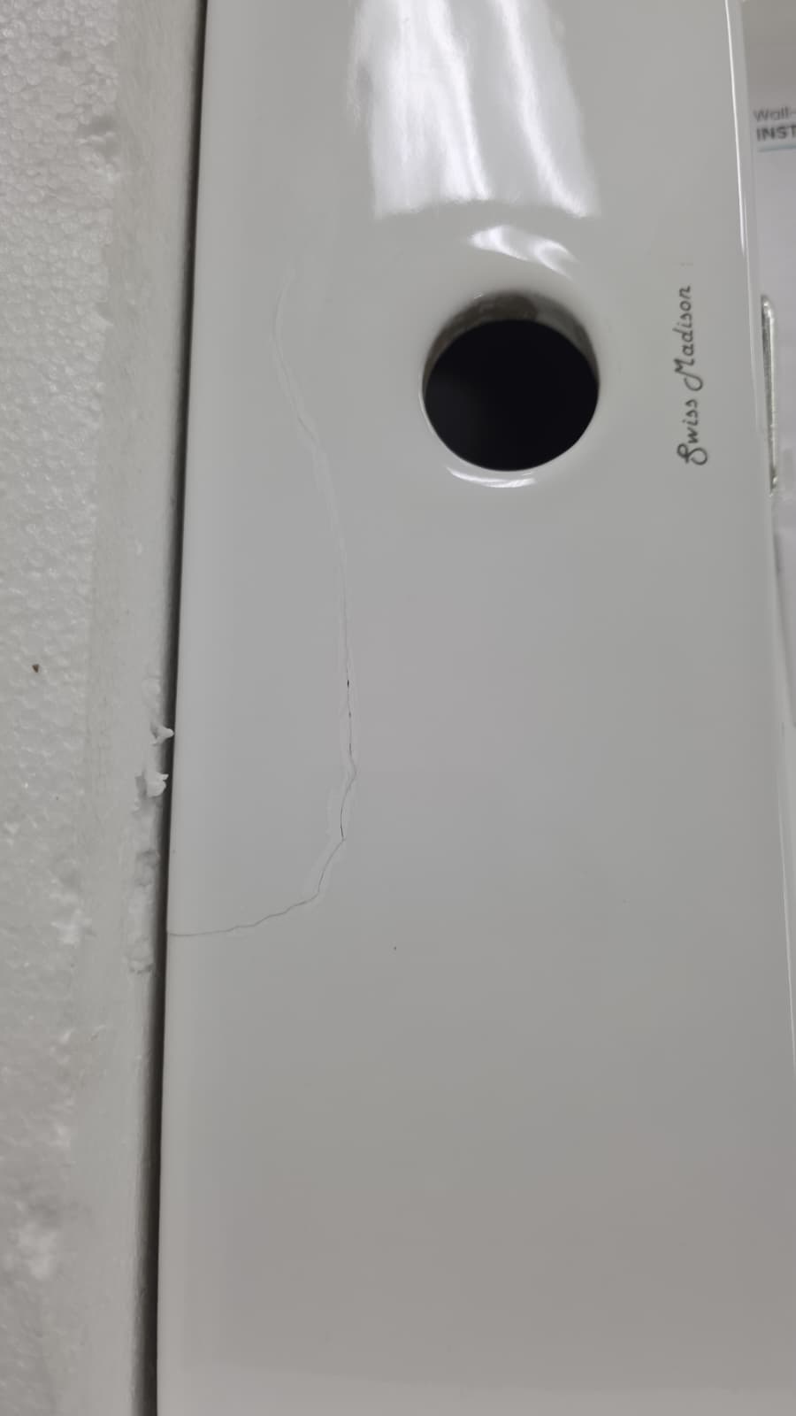 St. Tropez Vessel Sink in Glossy White