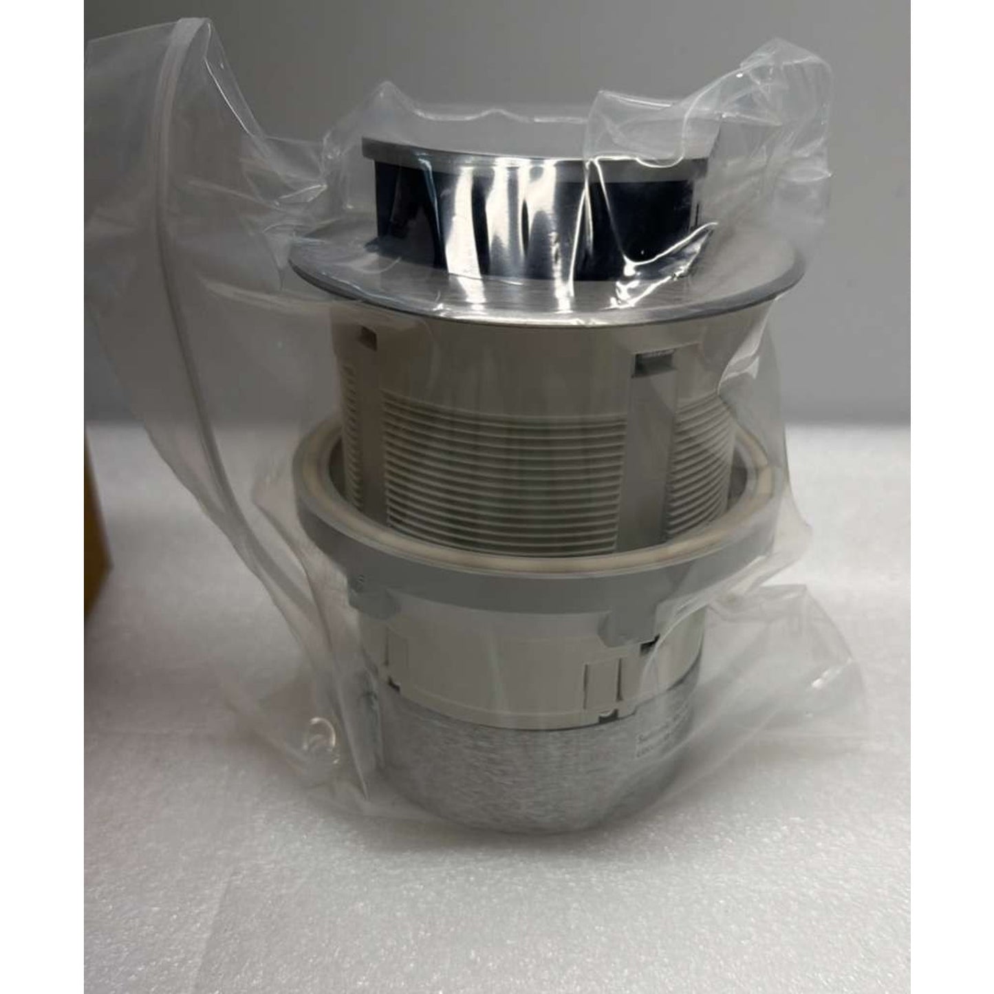 Hubbell RCT220ALU Tamper Resistant Surface Mount Kitchen Receptacle 15A -125V