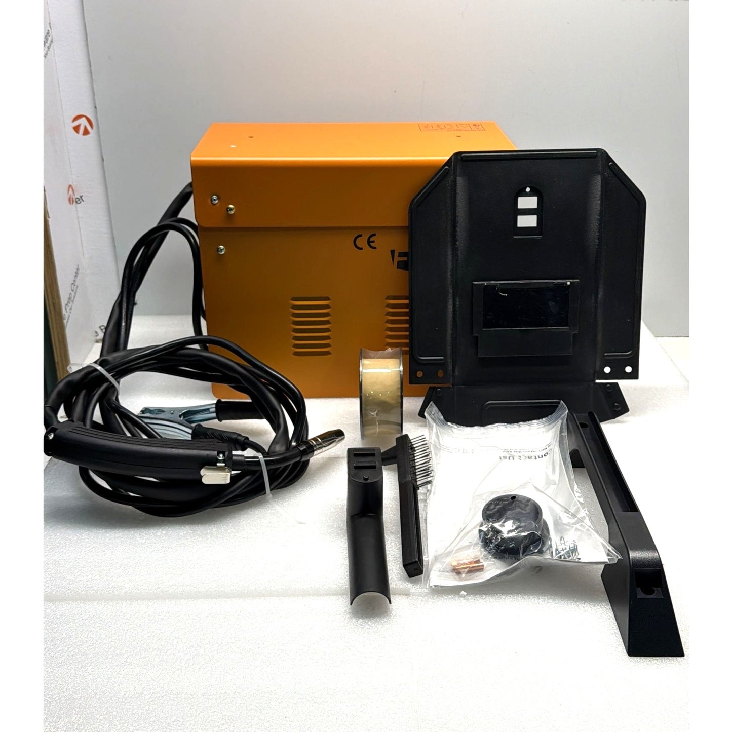 MIG 130 Welder Flux Core Wire Automatic Feed Welding Machine