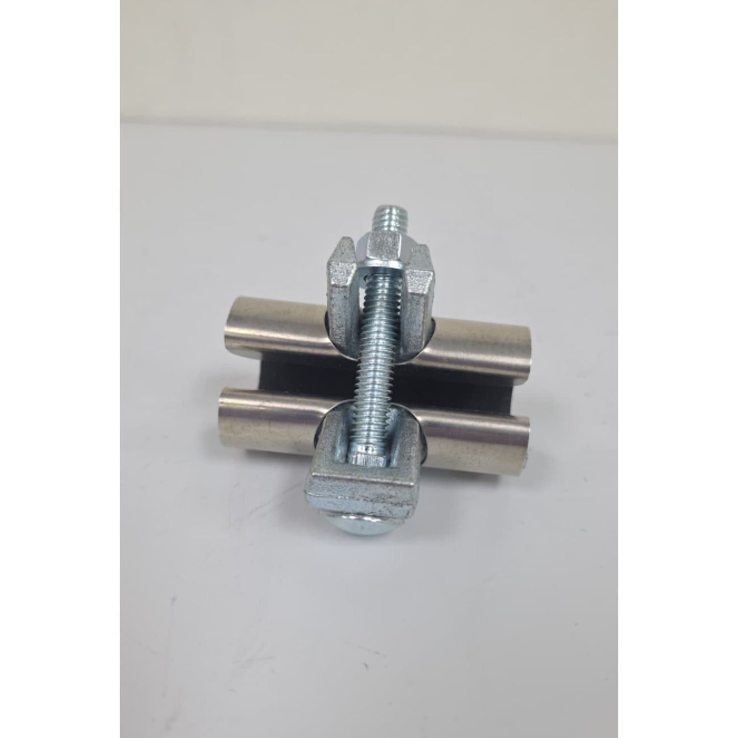 Pack of 4 Eastman 3/4inch IPS Pipe Repair Clamp 3inch Stainless Steel 45183
