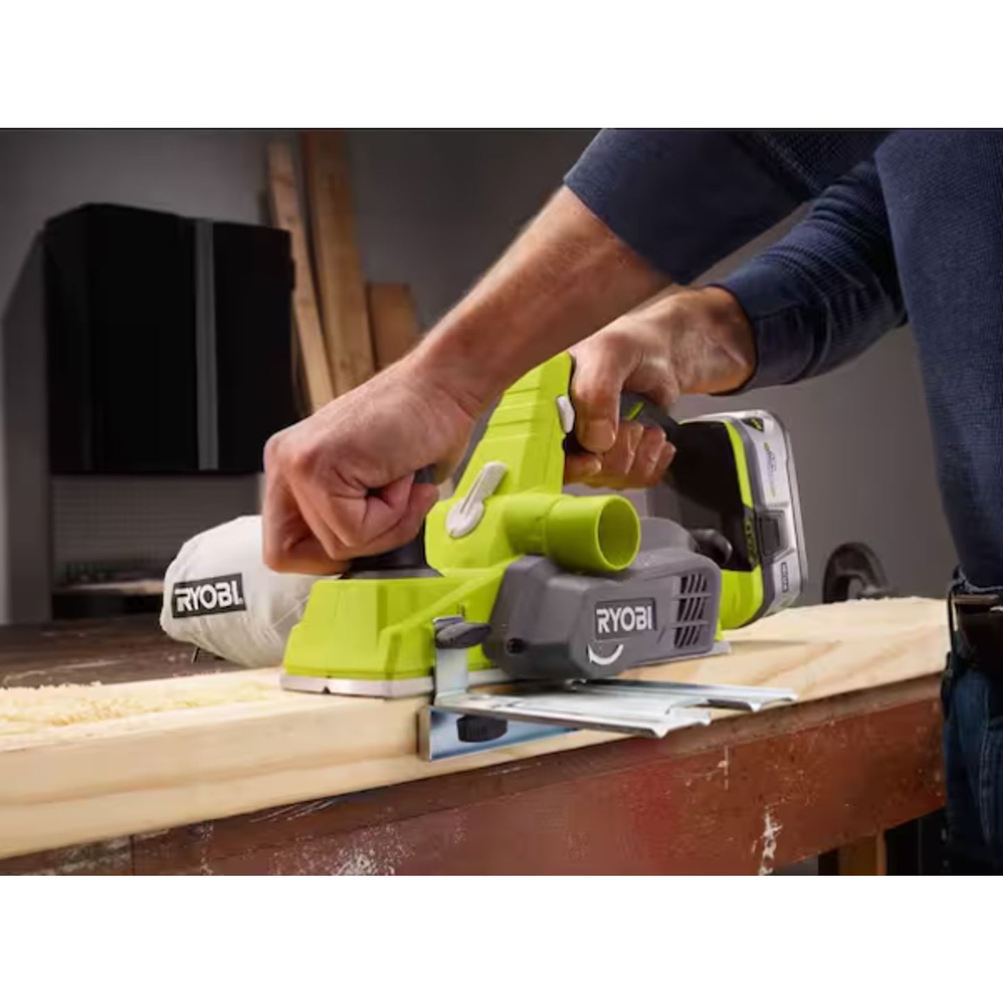 RYOBI 18V ONE+ 3-1/4" Hand Planer P611