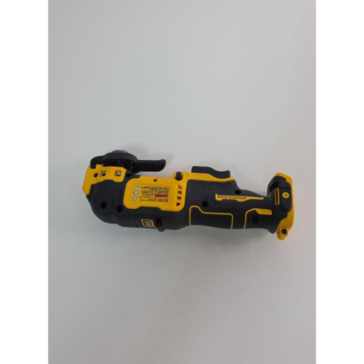 DEWALT ATOMIC 20V MAX Cordless Brushless Oscillating Multi Tool (Tool Only)