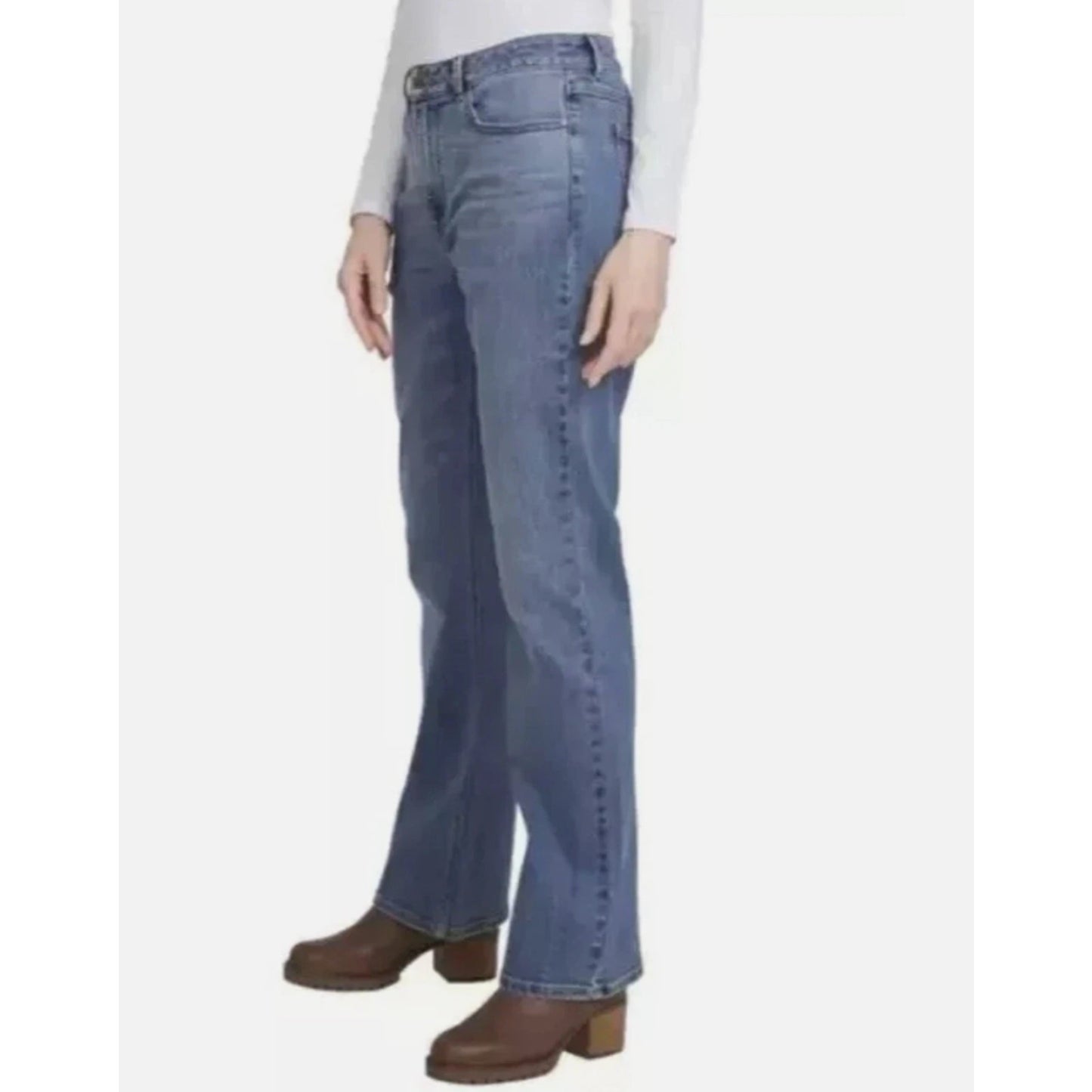 Wrangler Women’s High-Rise Bootcut Jeans Free to Stretch Blue Sz 6/28 32” Inseam