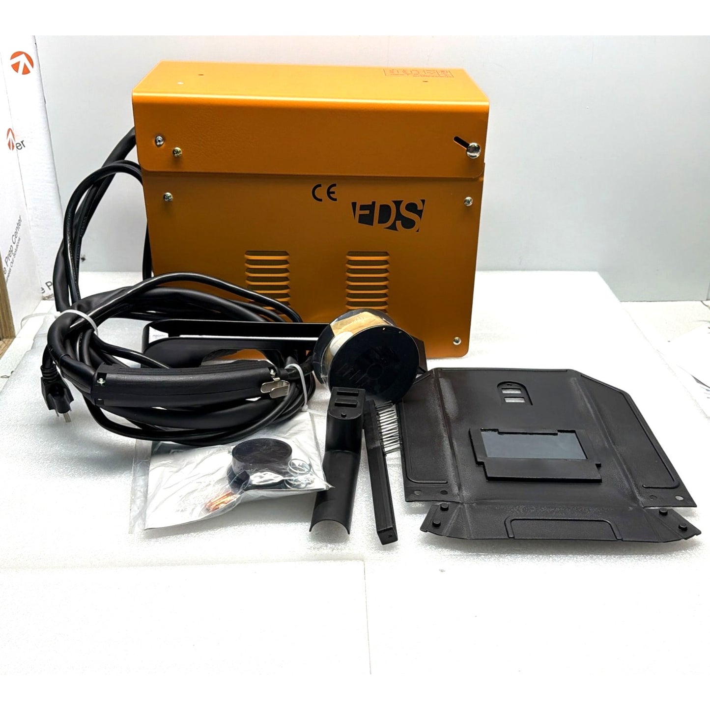 MIG 130 Welder Flux Core Wire Automatic Feed Welding Machine