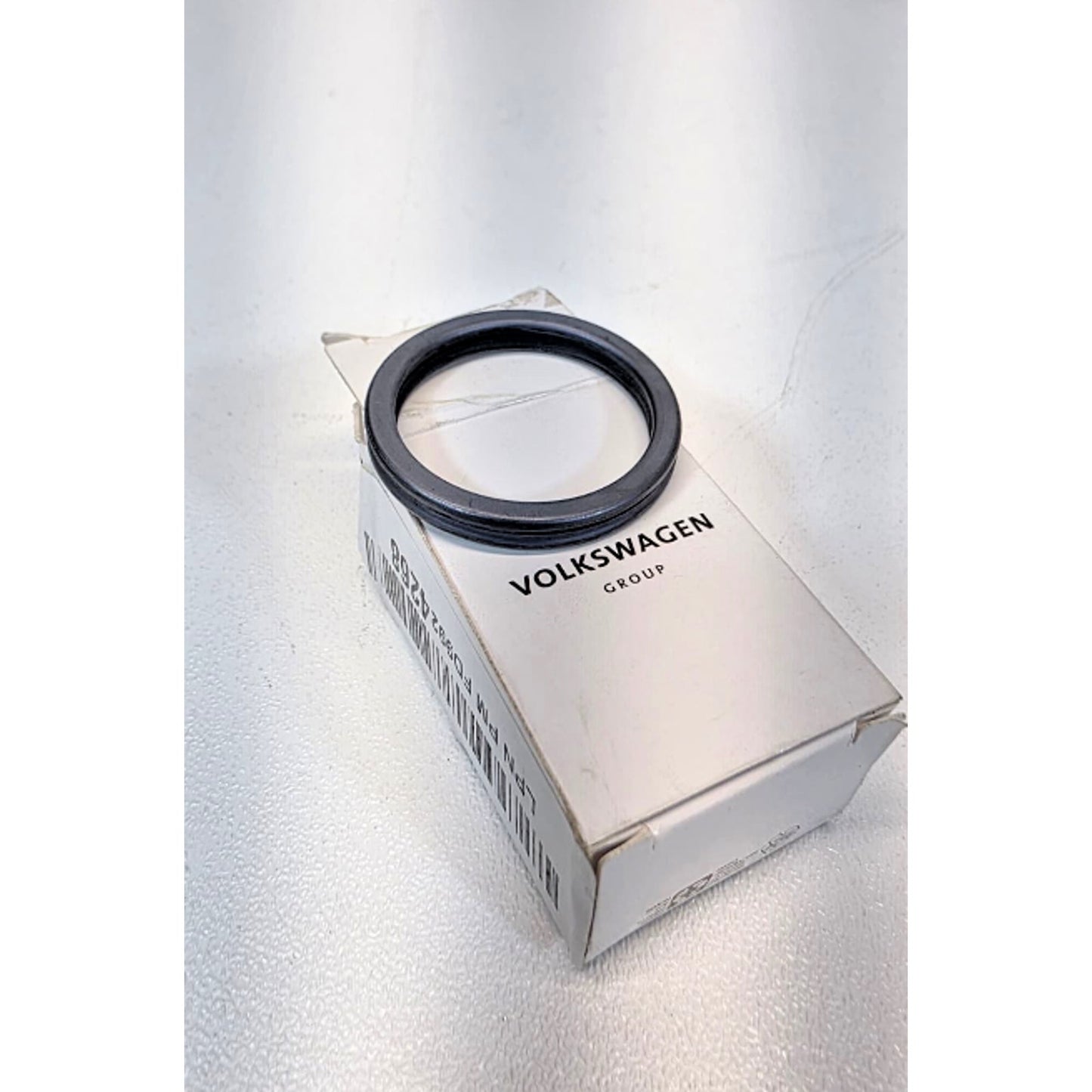 NEW VOLKSWAGEN BEETLE A5 COOLANT FLANGE SEAL 07K121149 ORIGINAL 07K-121-149