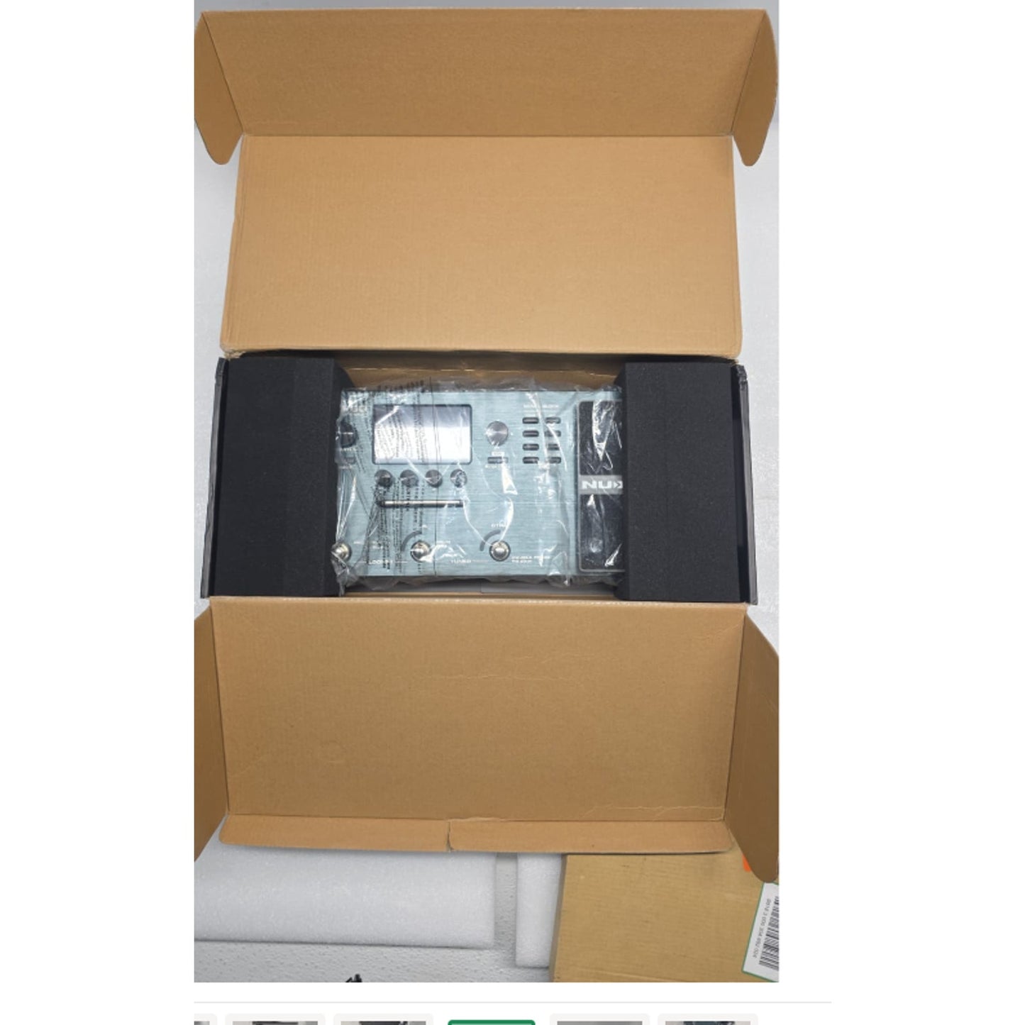 NUX MG30 Multi-Effects and Amp Modeler Effects Pedal Black