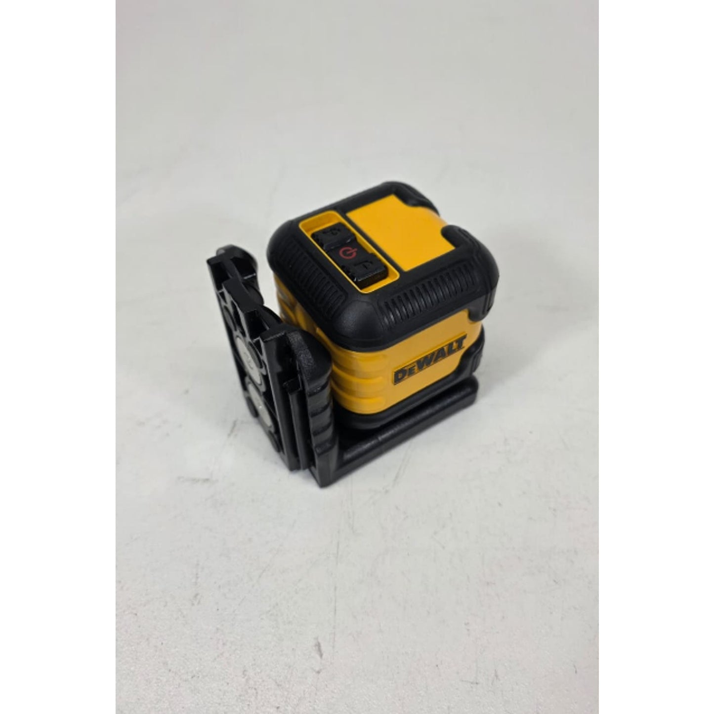 DEWALT 40 ft. Red Self-Leveling Cross Line Laser Level with AA Batteries & Case