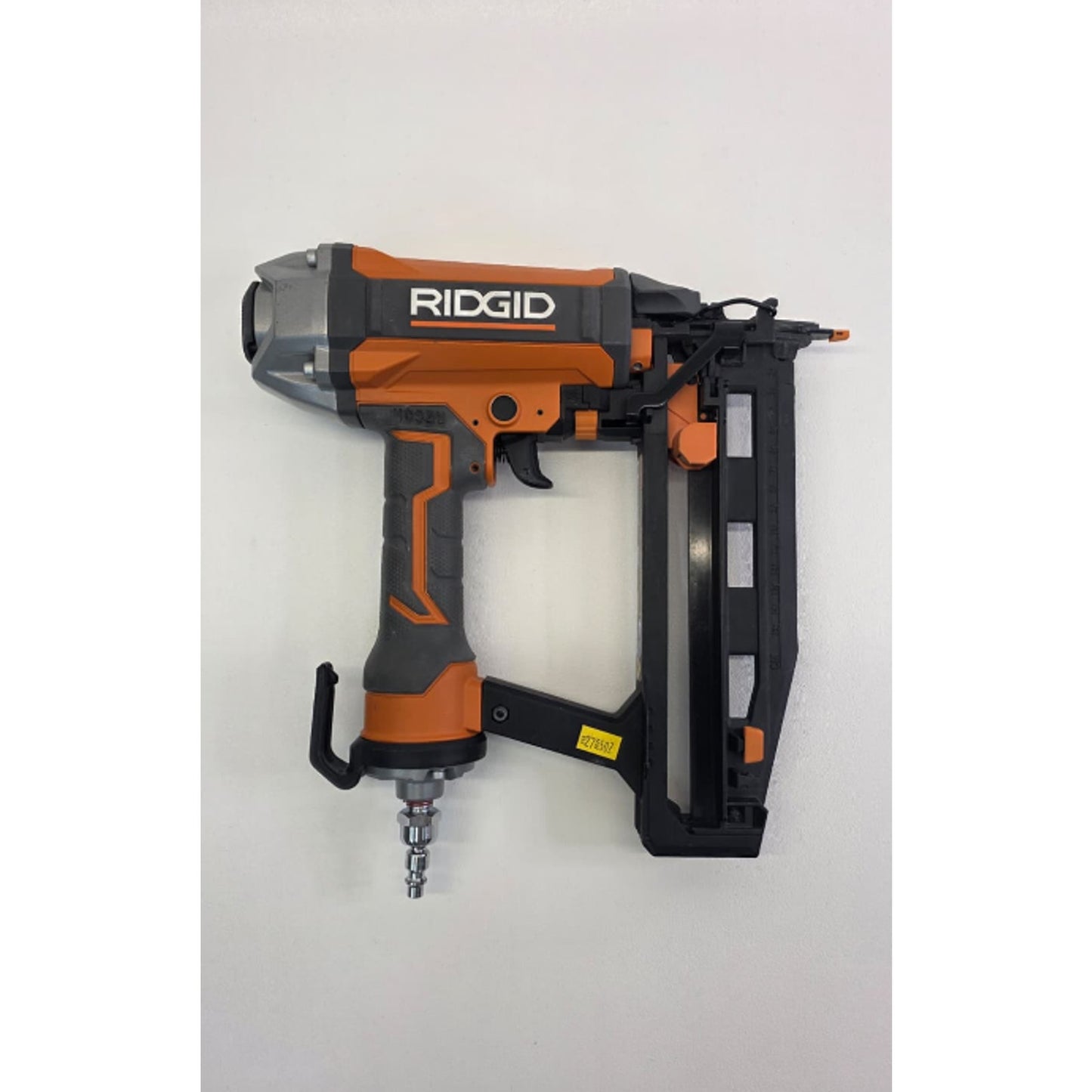 RIDGID R250SFF3 Pneumatic 16Gauge 2-1/2" Straight Finish Nailer